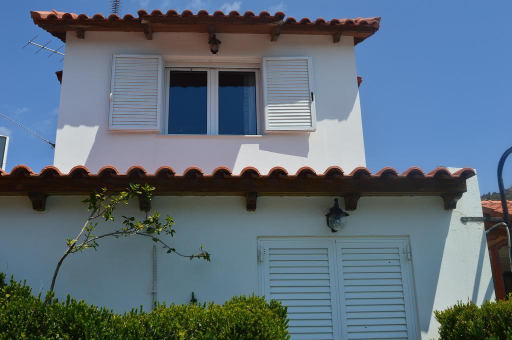 Villa Suites Lagonisi Luxury المظهر الخارجي الصورة