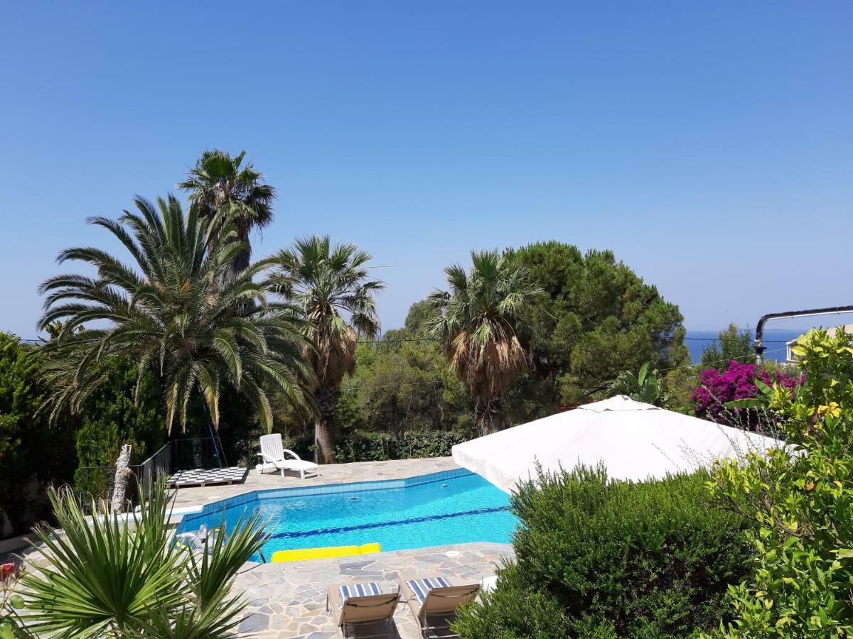 Villa Suites Lagonisi Luxury المظهر الخارجي الصورة